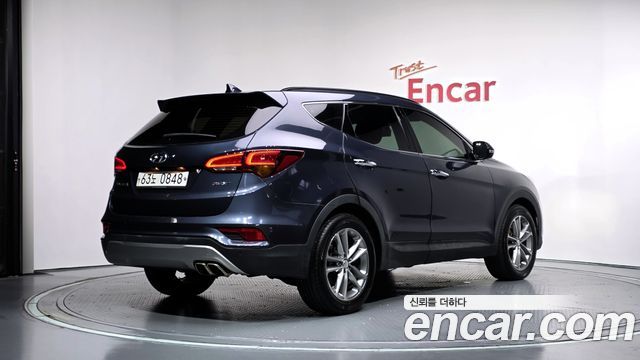 Hyundai Santafe 2016 — photo 2