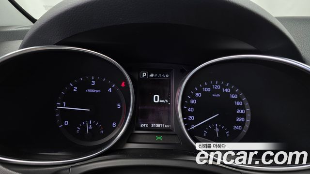 Hyundai Santafe 2016 — photo 8