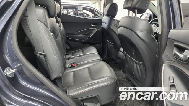 Hyundai Santafe 2016 — photo 12