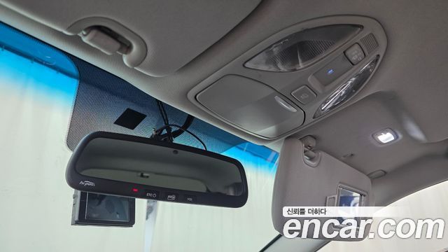 Hyundai Santafe 2016 — photo 17