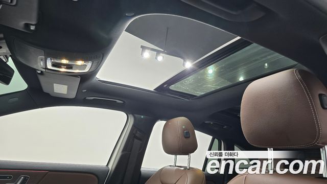 Mercedes-Benz GLA-Class 2020 — photo 19
