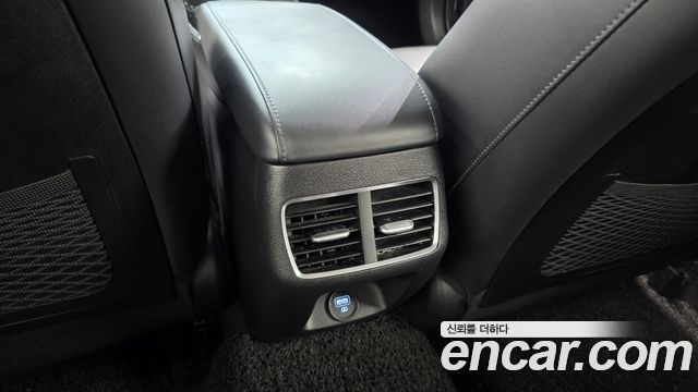 Hyundai Sonata 2020 — photo 31