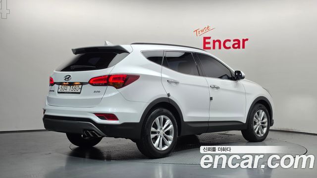 Hyundai Santafe 2018 — photo 2