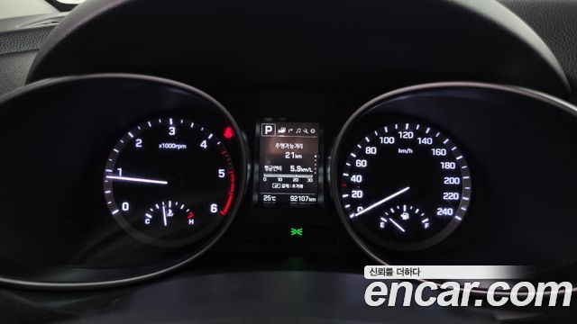 Hyundai Santafe 2018 — photo 11