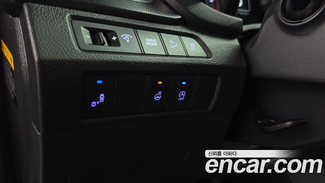Hyundai Santafe 2018 — photo 27