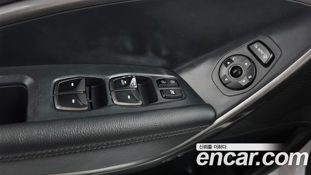 Hyundai Santafe 2018 — photo 29