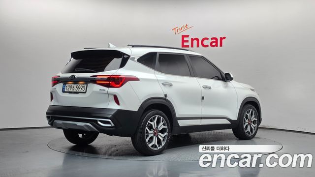 Kia Seltos 2021 — photo 2