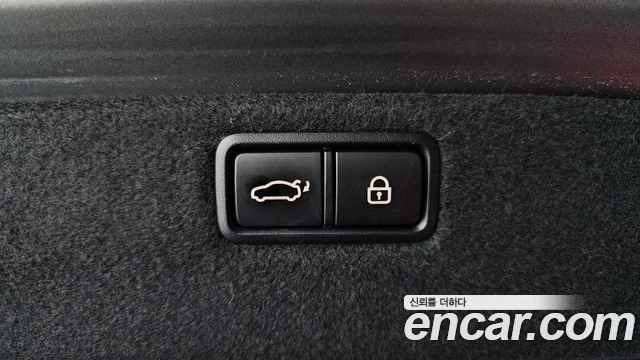 Genesis G80 2017 — photo 20