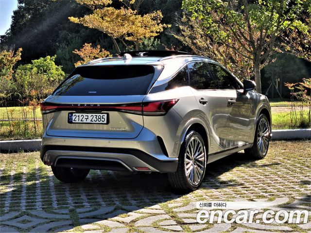 Lexus RX 2024 — photo 2