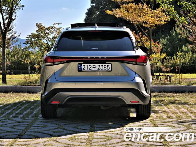 Lexus RX 2024 — photo 4