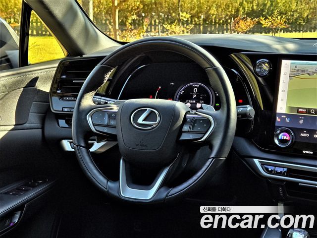 Lexus RX 2024 — photo 15