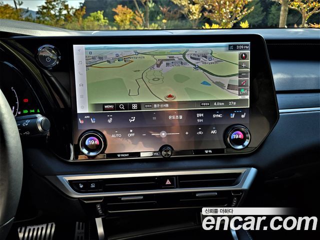 Lexus RX 2024 — photo 16