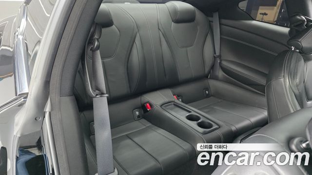 Infiniti Q60 2018 — photo 17