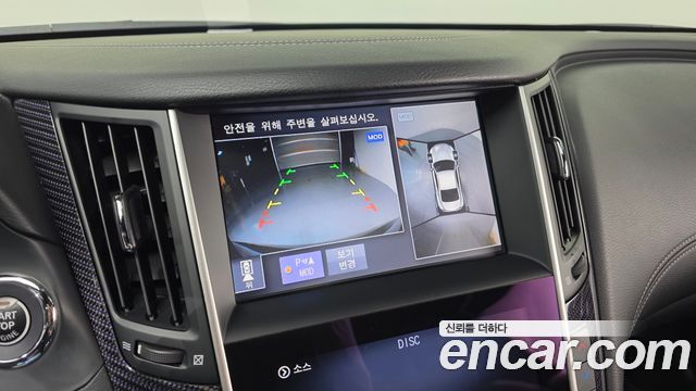 Infiniti Q60 2018 — photo 21