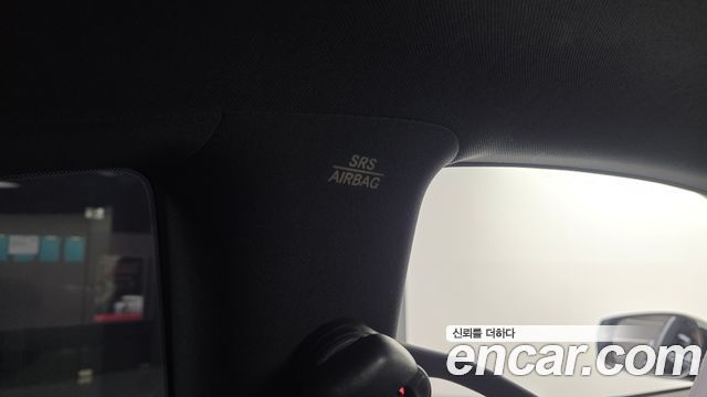 Infiniti Q60 2018 — photo 29