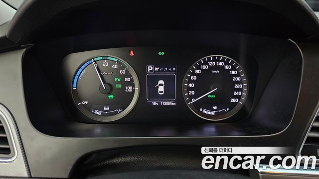 Hyundai Sonata 2017 — photo 11