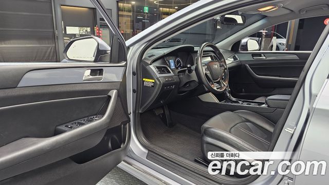 Hyundai Sonata 2017 — photo 13