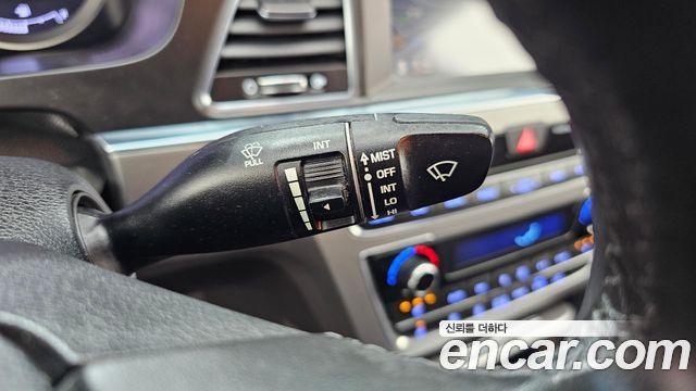 Hyundai Sonata 2017 — photo 25