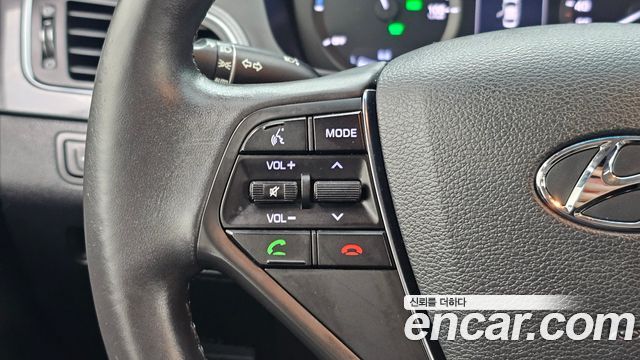Hyundai Sonata 2017 — photo 26