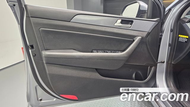 Hyundai Sonata 2017 — photo 14