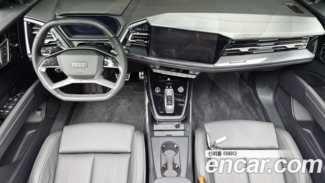 Audi Q4 e-tron 2026 — photo 10