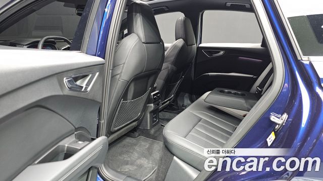 Audi Q4 e-tron 2026 — photo 18
