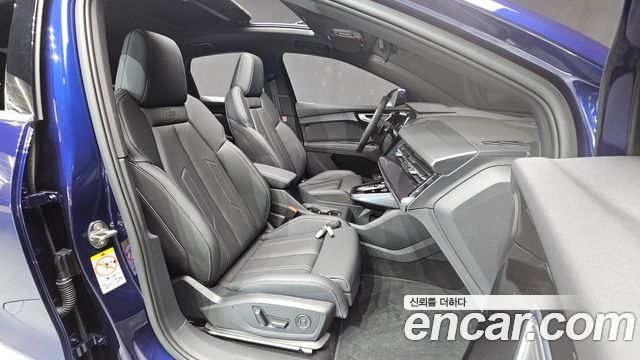 Audi Q4 e-tron 2026 — photo 16