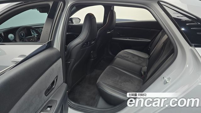 Hyundai AVANTE 2023 — photo 17