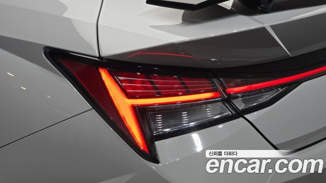 Hyundai AVANTE 2023 — photo 9