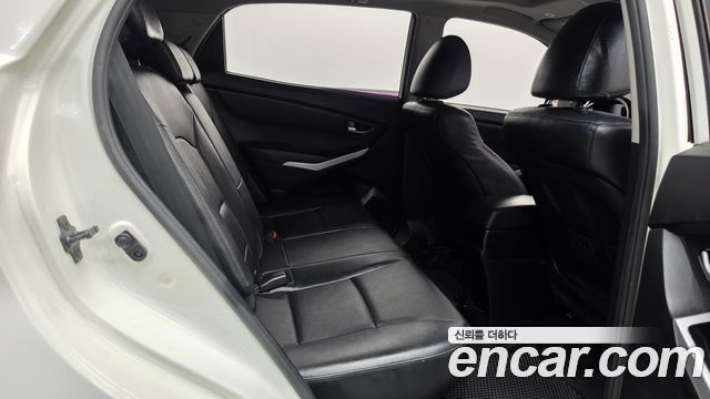 KG Mobility KORANDO 2015 — photo 17