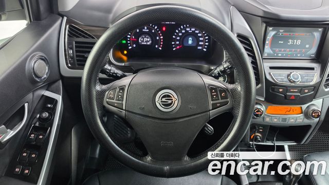 KG Mobility KORANDO 2015 — photo 20