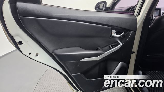 KG Mobility KORANDO 2015 — photo 15