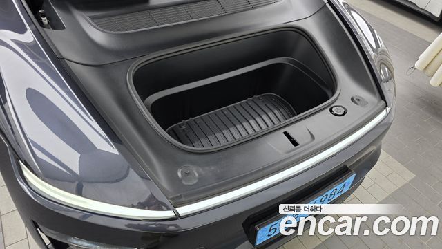 Tesla Model Y 2026 — photo 6