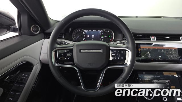 Land Rover Range Rover Evoque 2023 — photo 13