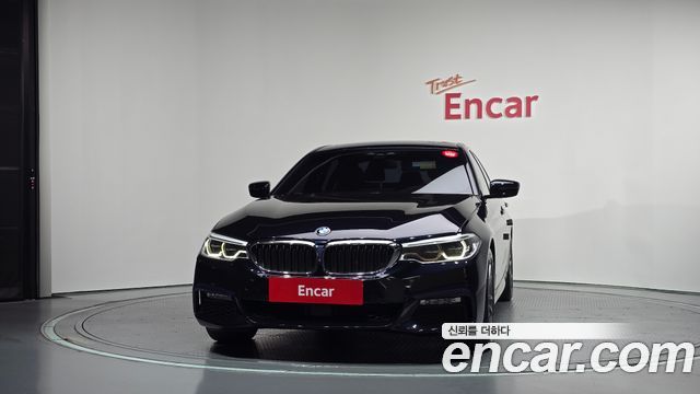 BMW 5-Series 2018 — photo 3