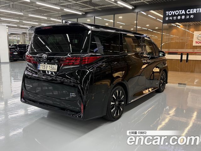 Toyota Alphard 2024 — photo 2