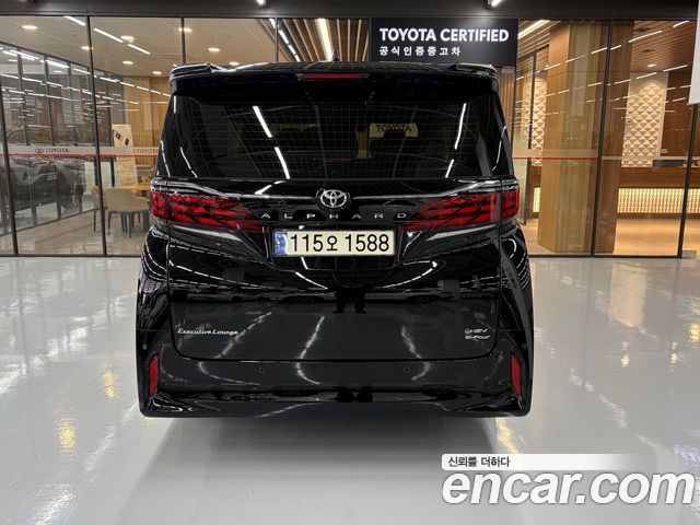 Toyota Alphard 2024 — photo 4