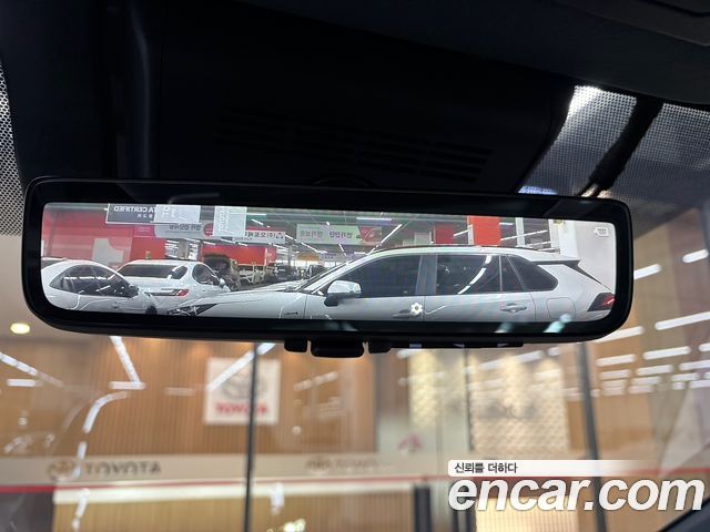 Toyota Alphard 2024 — photo 15