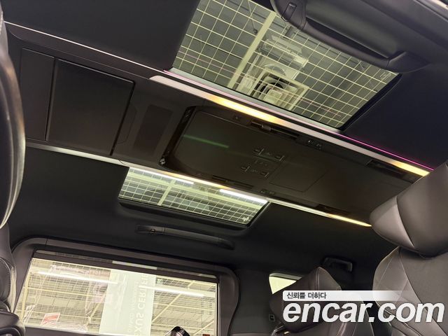 Toyota Alphard 2024 — photo 17