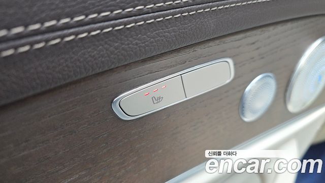 Mercedes-Benz E-Class 2018 — photo 28