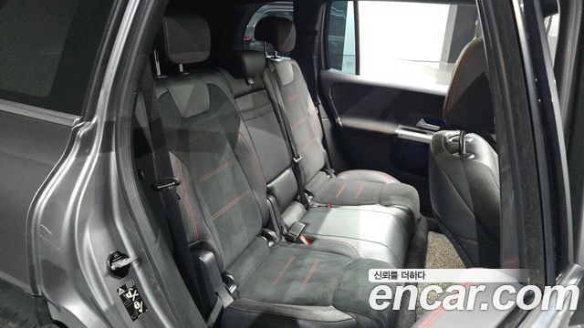 Mercedes-Benz GLB-Class 2020 — photo 17