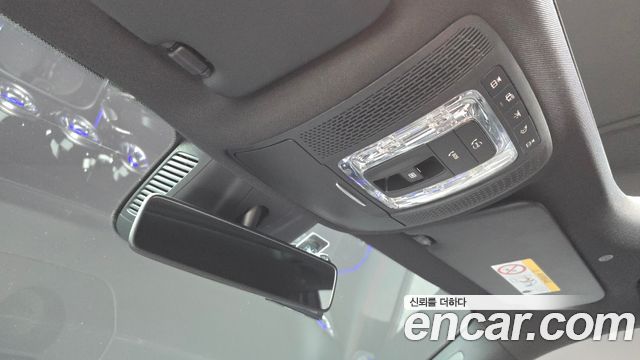 Mercedes-Benz GLB-Class 2020 — photo 25