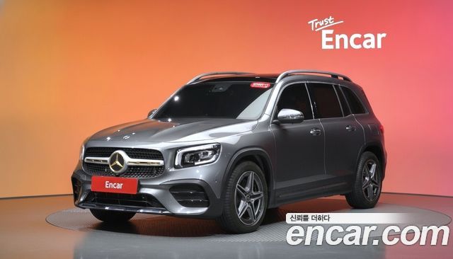 Mercedes-Benz GLB-Class 2020 — photo 1