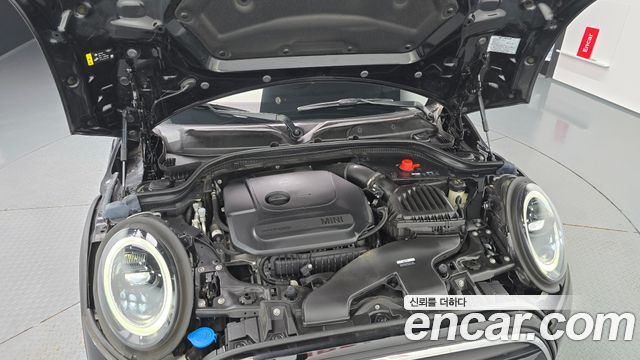 Mini Cooper 2024 — photo 6