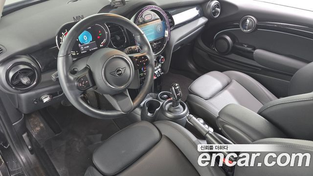 Mini Cooper 2024 — photo 10