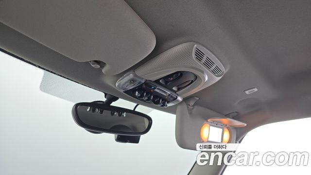 Mini Cooper 2024 — photo 26