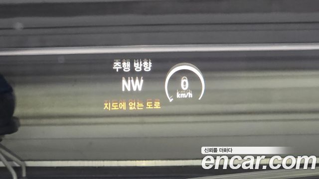 Mercedes-Benz S-Class 2015 — photo 17