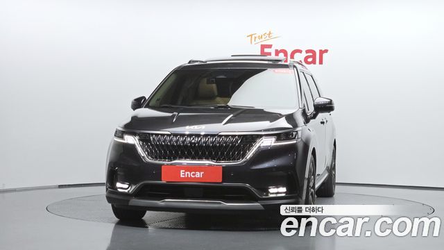 Kia Canival 2023 — photo 3