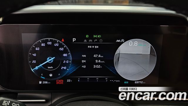 Kia Canival 2023 — photo 11