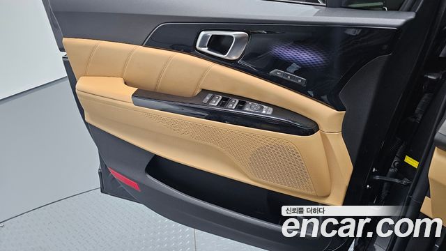 Kia Canival 2023 — photo 14